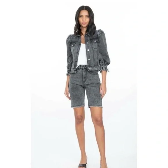 NWT Generation Love x Revolve Freya Crystal Bermuda Denim ShortsRaw Hem SZ XS